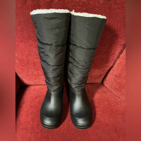 EUC. Dirty Laundry quilted boots. - Picture 6 of 13